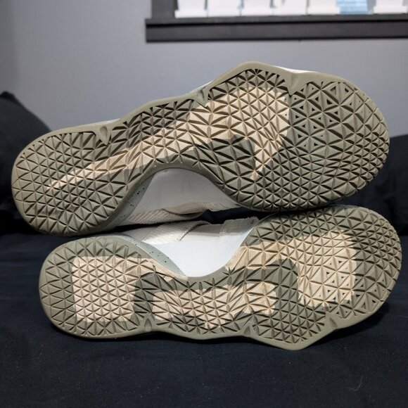 Nike Lebron Soldier 11 - Size 11 - Light Bone - Picture 5 of 6